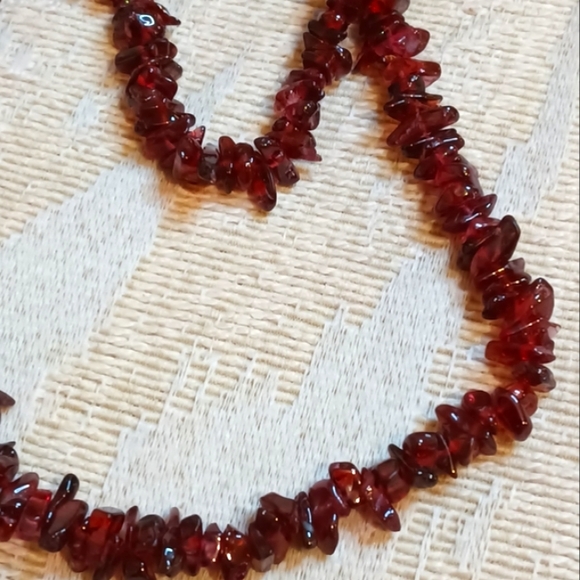 Rhodolite Garnet Chip Necklace - Picture 2 of 4